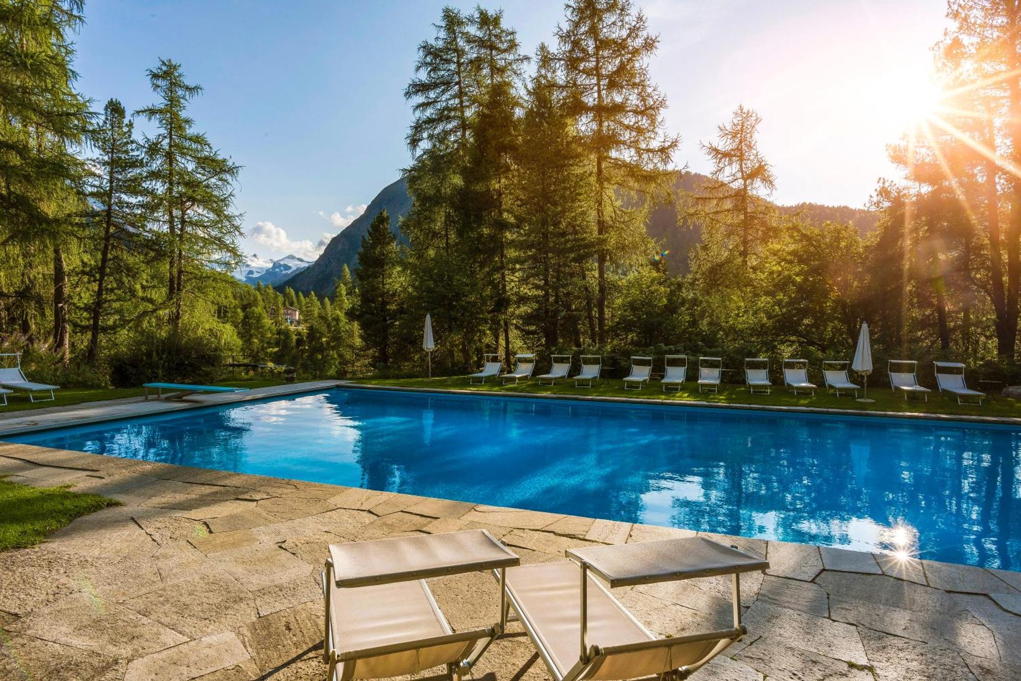 Hotel Saratz Pontresina Exterior photo